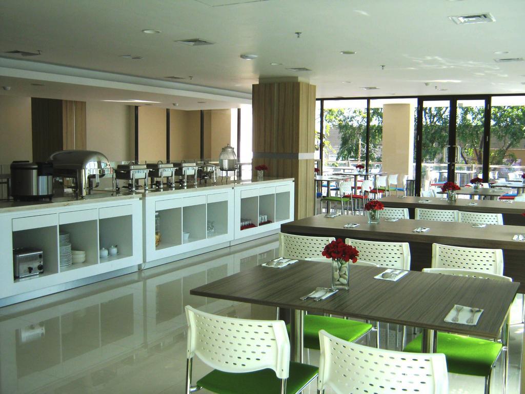 Cordela Hotel Cirebon Eksteriør billede